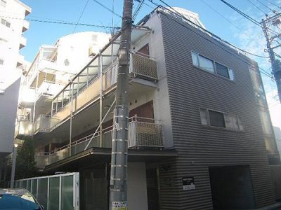 ラグジュアリーアパートメント森下