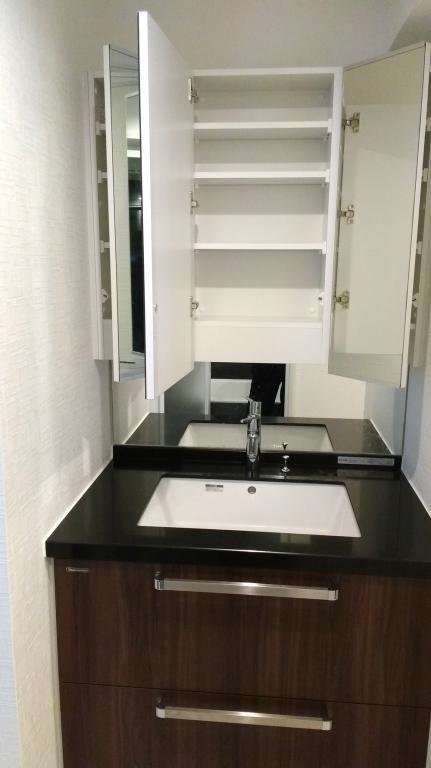 クローバー六本木