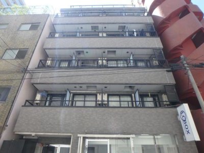 アール新宿御苑