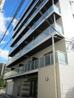 AZEST SUMIDA