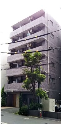 スカイコート新宿御苑前