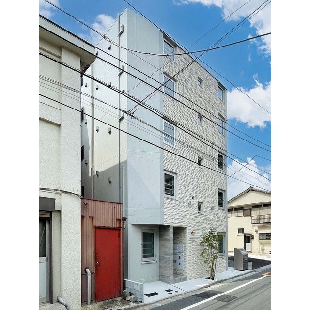 カーサピアッツァ西大島